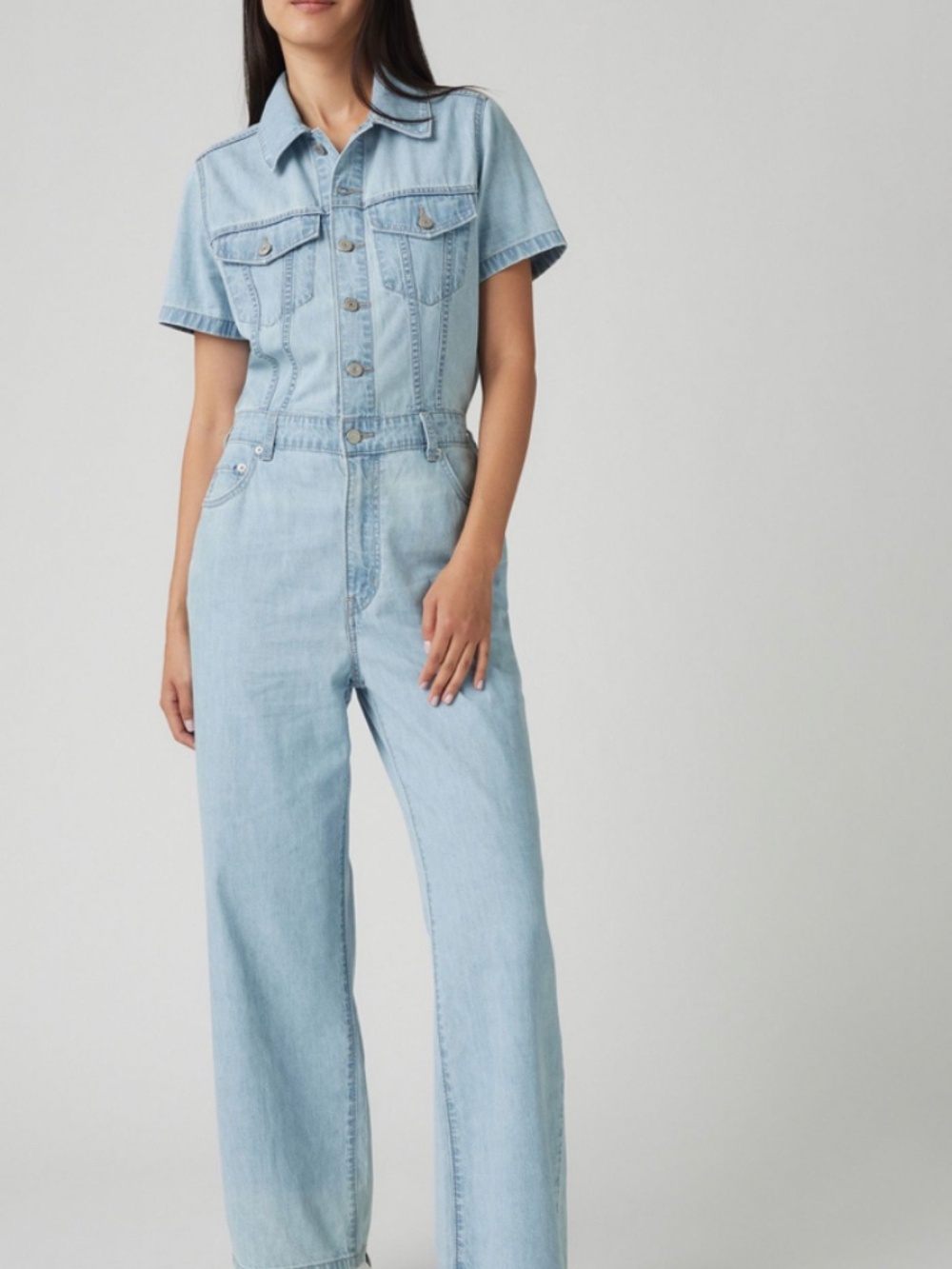 NWT Levi's Women's Type III Jumpsuit Forgotten Dream Medium Wash Size Small - Picture 4 of 9